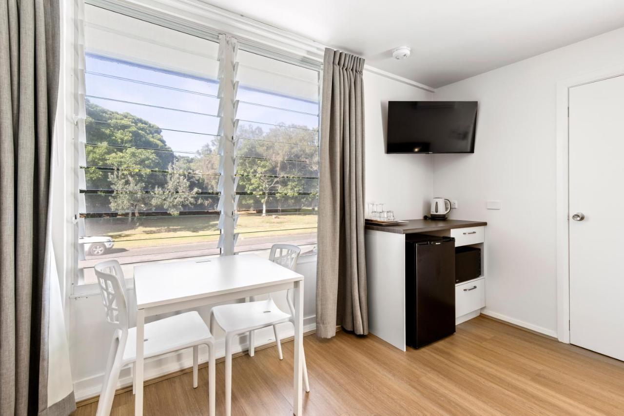 Surf Beach Motel Coffs Кофс-Харбор Экстерьер фото