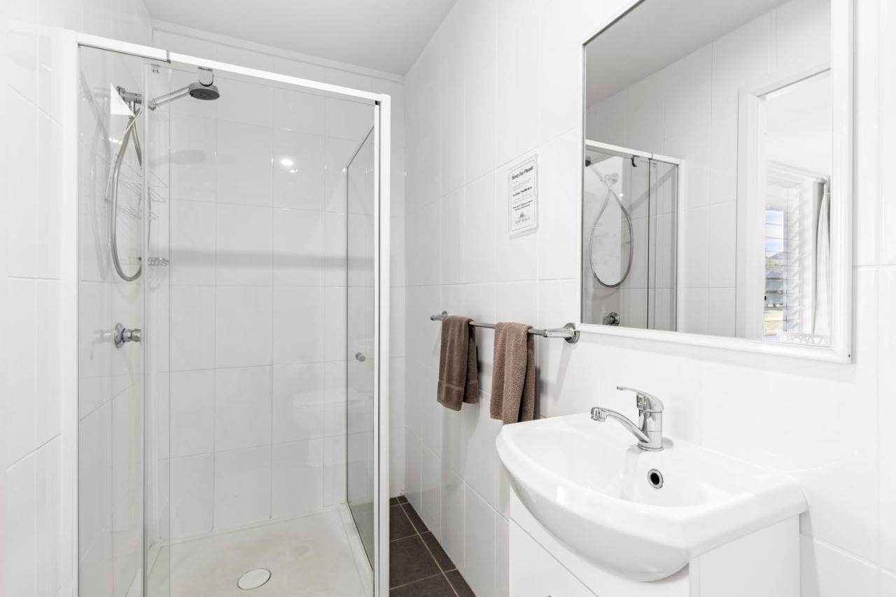 Surf Beach Motel Coffs Кофс-Харбор Экстерьер фото