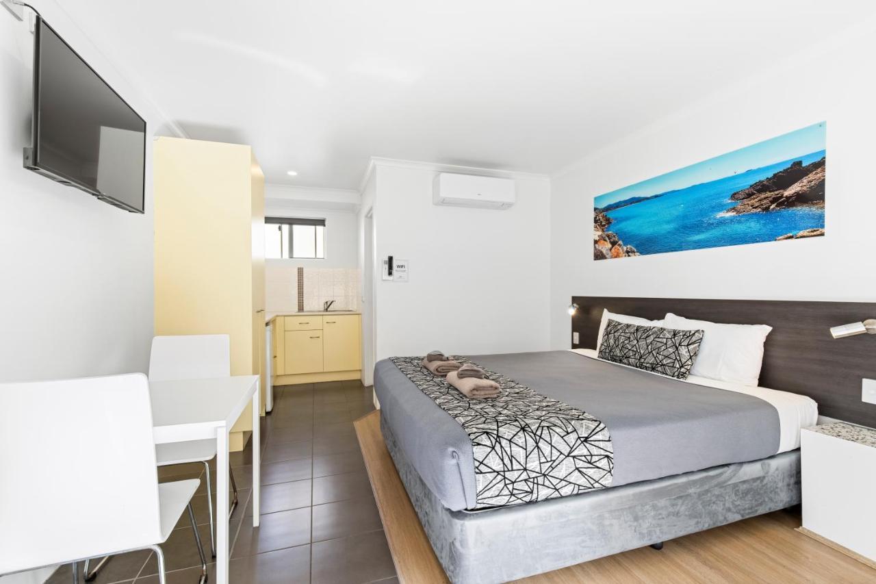 Surf Beach Motel Coffs Кофс-Харбор Экстерьер фото