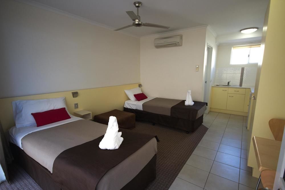 Surf Beach Motel Coffs Кофс-Харбор Экстерьер фото
