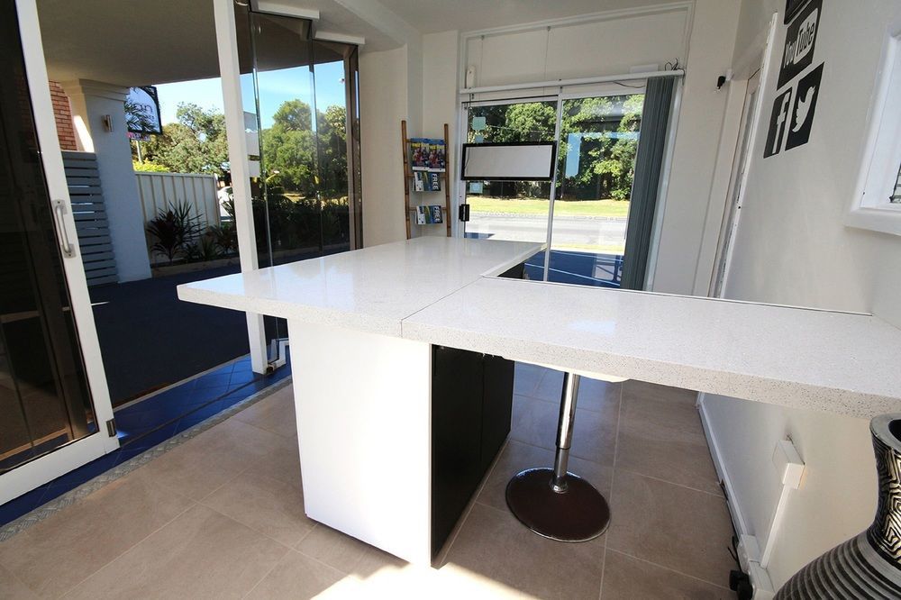 Surf Beach Motel Coffs Кофс-Харбор Экстерьер фото