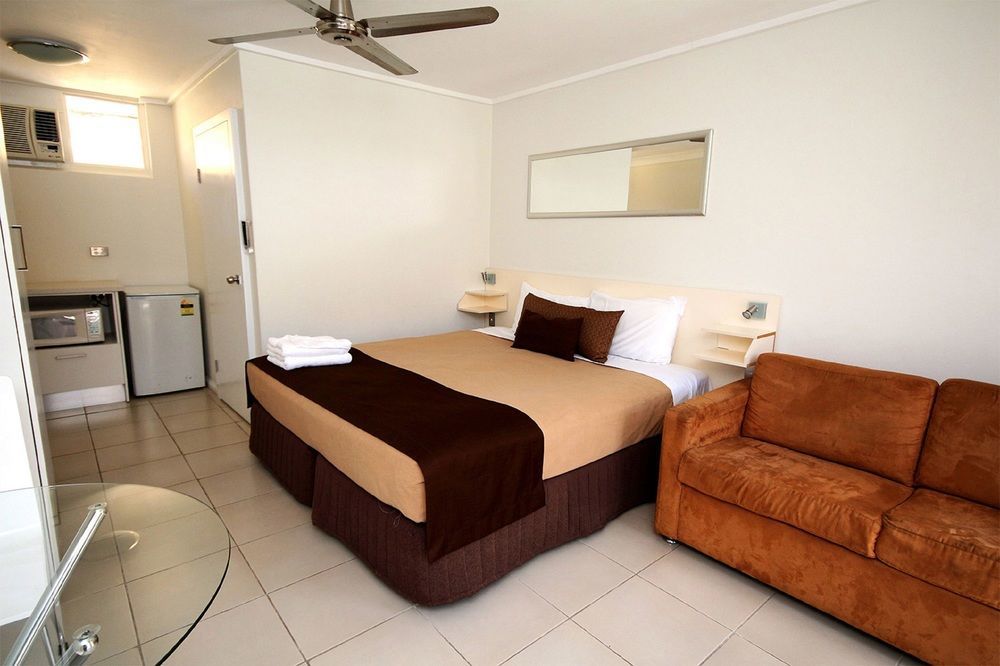 Surf Beach Motel Coffs Кофс-Харбор Экстерьер фото