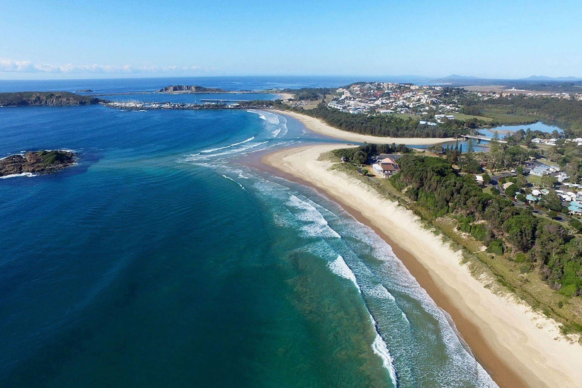 Surf Beach Motel Coffs Кофс-Харбор Экстерьер фото