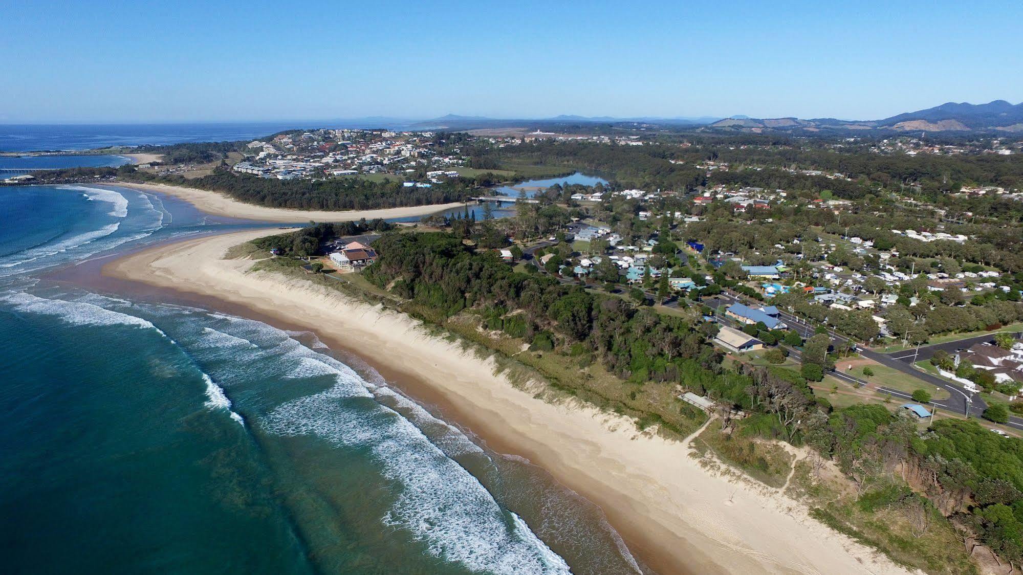 Surf Beach Motel Coffs Кофс-Харбор Экстерьер фото